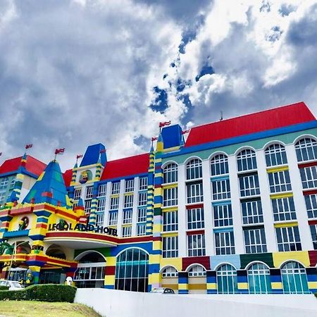 Legoland Jb Aghome Medini 3Room8Pax Bukit Indah Nusajaya  Exterior foto